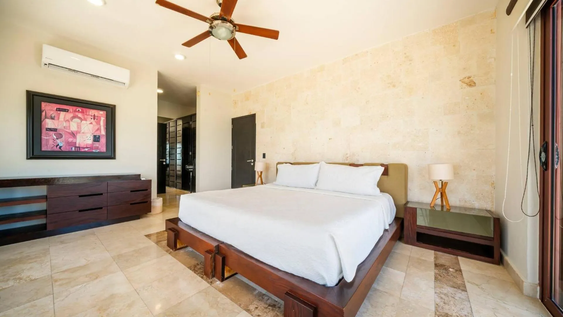 Condo Surf 408 - Beachfront Stunning Ocean View Penthouse - At El Faro Condo Playa del Carmen México