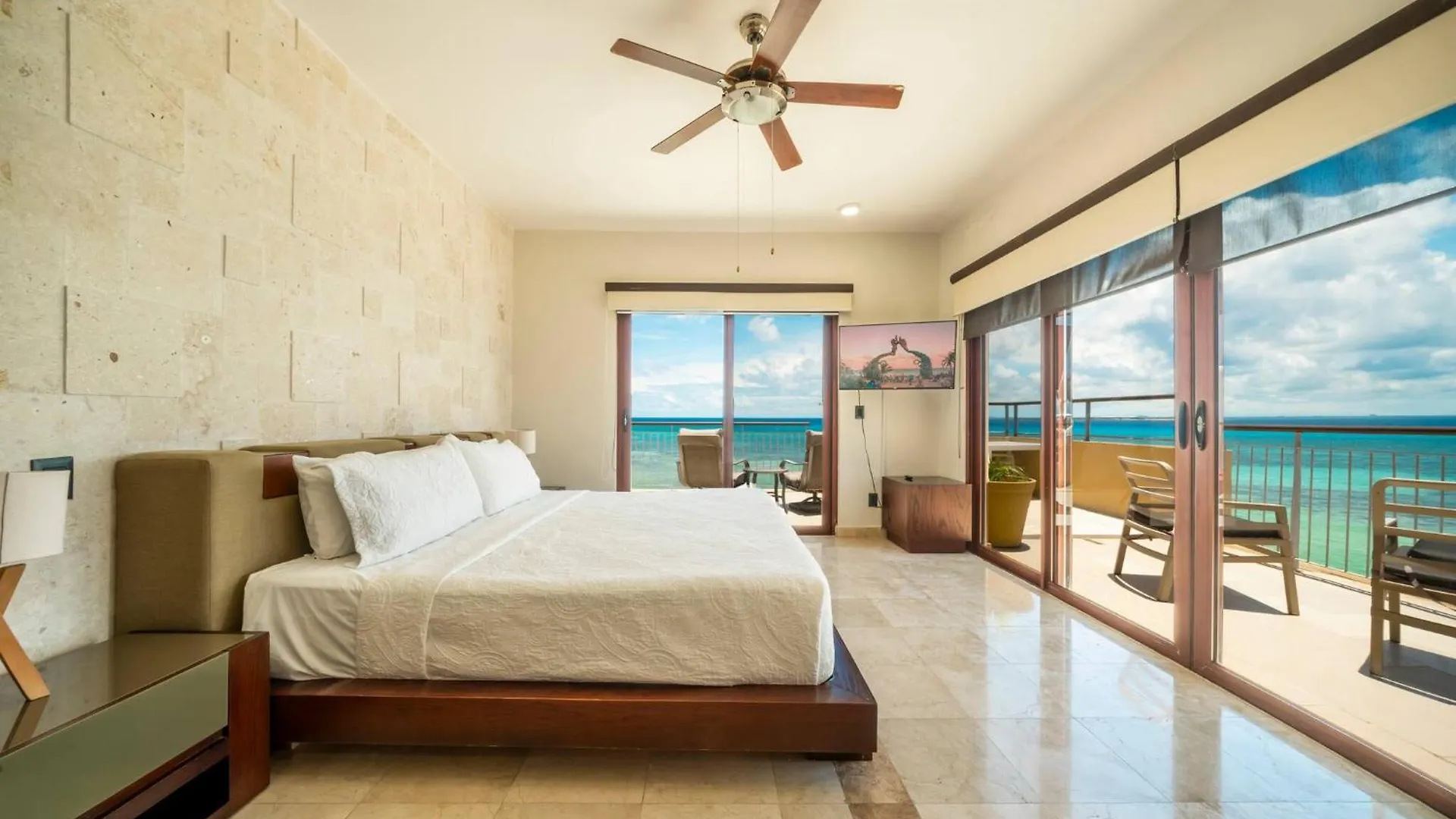 בית נופש פלאייה דל כרמן Condo Surf 408 - Beachfront Stunning Ocean View Penthouse - At El Faro Condo